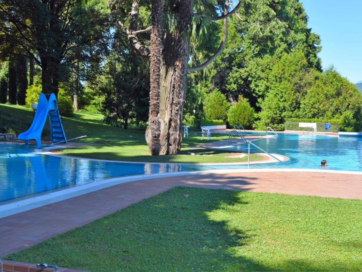 Studio Hermitage-4 By Interhome Porto Valtravaglia Exterior photo